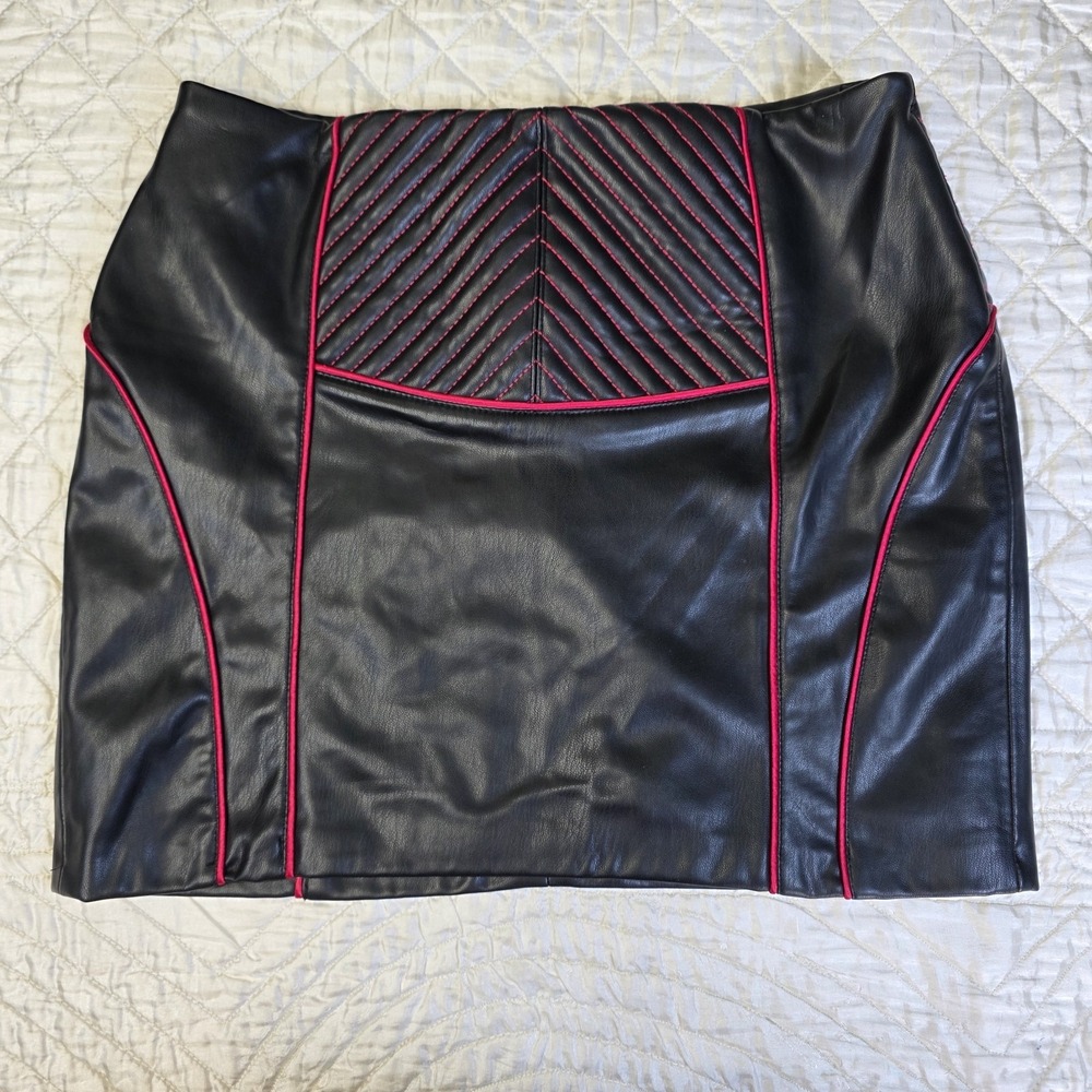 Zara Womens Black Faux Leather Mini Skirt Edgy Punk Grunge Moto Red Stitch Small